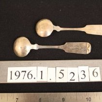 Coin Silver Salt Spoon      verso