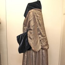 Coat, side