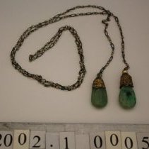 2002.1.0005 Jade necklace