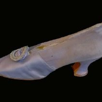 Lavender Silk Shoe, heel