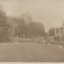 1976.1.a021.01.08b North Garden Same Photo