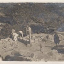 1976.1.a021.01.01.02 Bessie, Workmen 1907