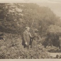 1976.1.a021.01.20.02a Israel Pardee Alice Lee Pardee North Garden Different