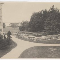 1976.1.a021.01.03 North Garden facing Northwest