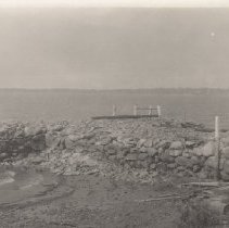 1976.1.a025.01.25 Hurr38 Northwest Dock Wash