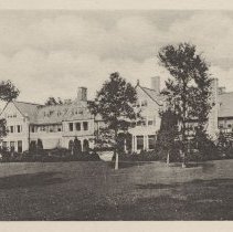 1976.1.p042.05.09c West Facade