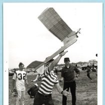 A2023.01.298a Photographic print, front. Official U.S. Navy photograph.