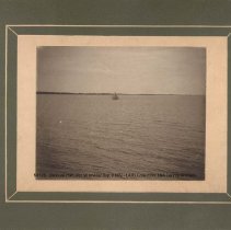 Yacht, Petrel out on Hay Bay