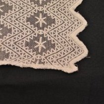 2014.28.01 Lace Border