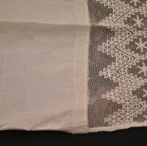 2014.28.01 Lace, Apron Intersect