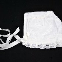 2015.38.04 Bonnet Side 1