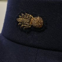 2002.06.01.01 - Collar Detail