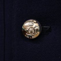 2002.06.01.01 - Button Close Up