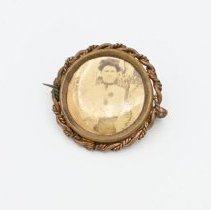 Brooch