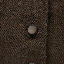 1980.37.06.01 - Button Close Up