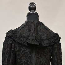 1996.04.04 - Back Of Jacket