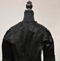 1996.04.11 - Back Of Dress