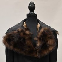 73.c470 - Front Of Coat