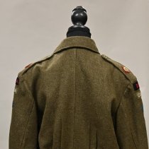 974.c118 - Back Of Jacket