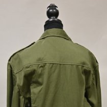 976.c37 - Back Of Jacket