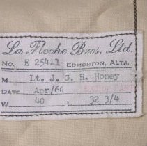 976.c46 - Tag Close Up