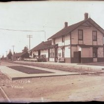 Yarker Railway Station