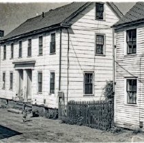Duplex on Howard Street