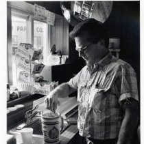 Hanscom's Truck Stop