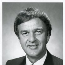 Wayne E. Vetter