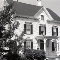 Highland Street -- Richards-Lincoln Avenue Survey