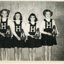 Haven School Cheerleaders, 1951