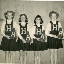 Haven School Cheerleaders, 1951