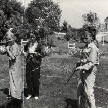 Haven School neighborhood play.