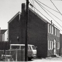 17 Pickering Street, Portsmouth Historic District Survey