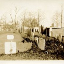 Gov. Langdon's Tomb