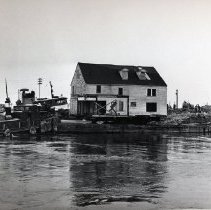 Relocating the Wentworth-Winebaum House