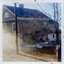 Demolition of 108 High Street