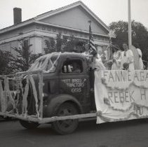 Portsmouth V-J Parade