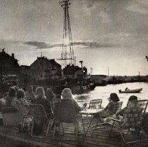 River House Gallery & Wharf