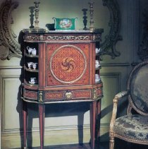 Antiques World magazine