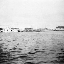 2015-003-011-b-941.jpg - Mavis Street Fish Dock