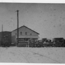 2015-003-011-b-942.jpg - Mavis Street Fish Dock