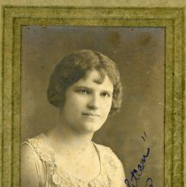 2015-003-011-c-560.jpg - V Peeples Family History