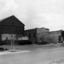 2015-003-011-e-101.jpg - Old Ice House