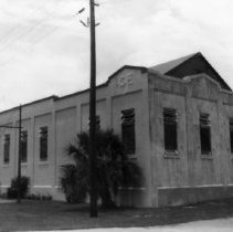 2015-003-011-e-100.jpg - Old Ice House