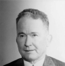 Portrait Earl Farr Sr.