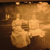 Annie and Mary Jennings