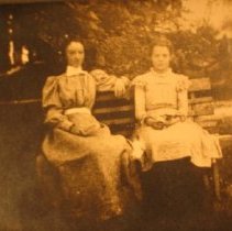 Annie And Mary Jennings