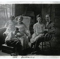 Erastus and Mellie Burnham and their children