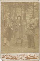 1982_387_1 Joe The Turk, Lotte The Midget, And Dr Logan At Lake Bluff Il 18